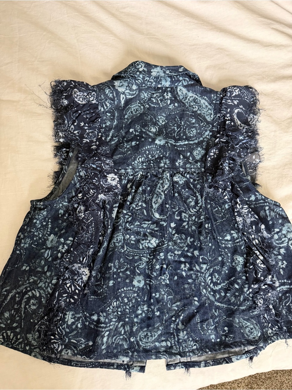 Pilcro Navy Blue Printed Ruffle-Trim Button Down Sleeveless Top - Picture 3 of 3